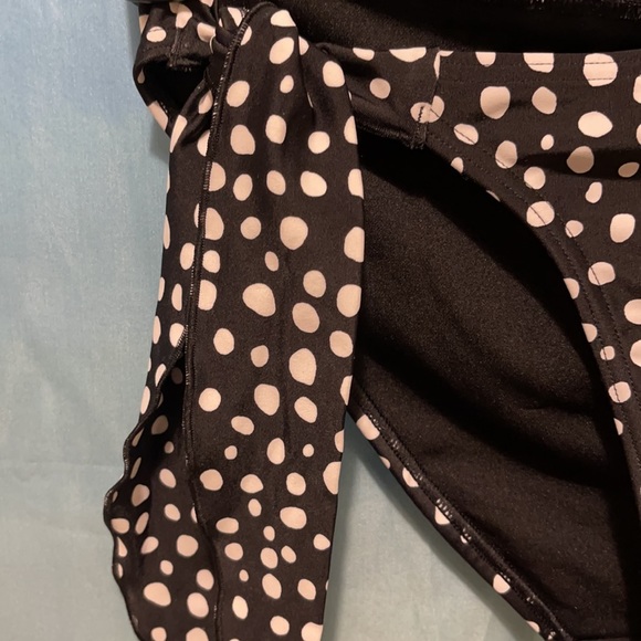 NWOT SMART & SEXY POLKA DOT BIKINI BOTTOM SZ MED - Picture 2 of 7
